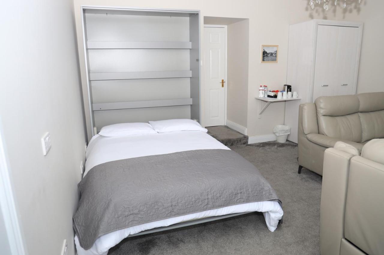 Tinahely Madelines Accommodation מראה חיצוני תמונה